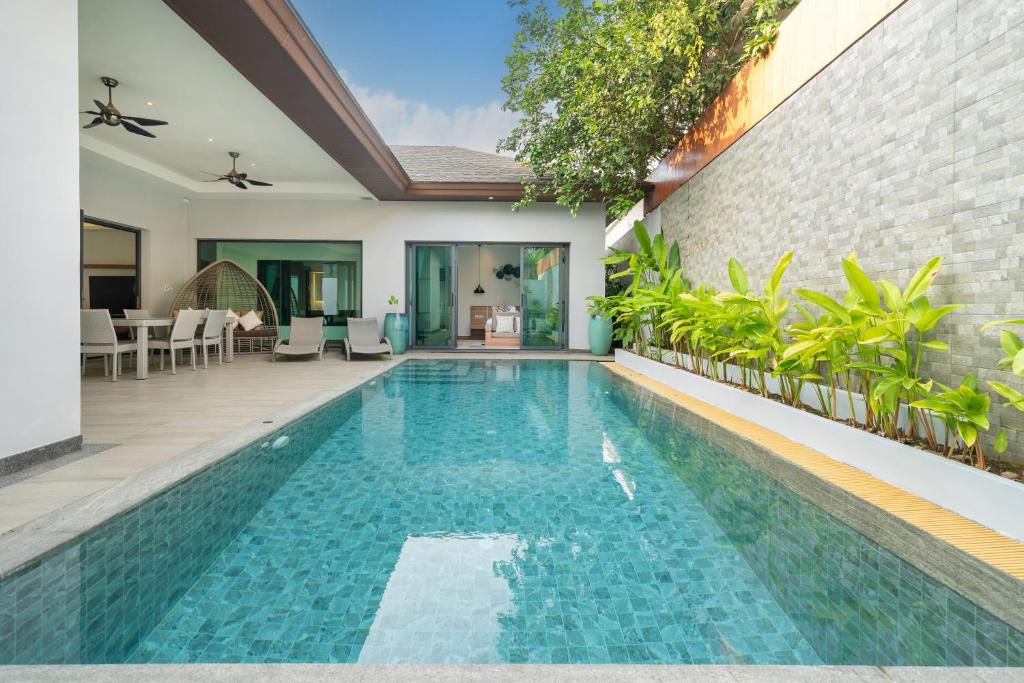 Nicky Villa Luxury Private Haven in BangTao Laguna – Phuket